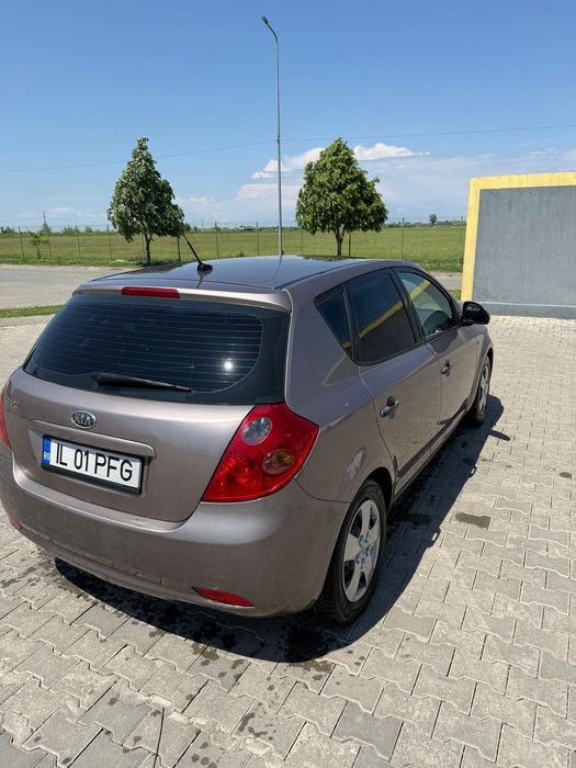 Vând Kia Cee D, 1.6 Crdti 2007