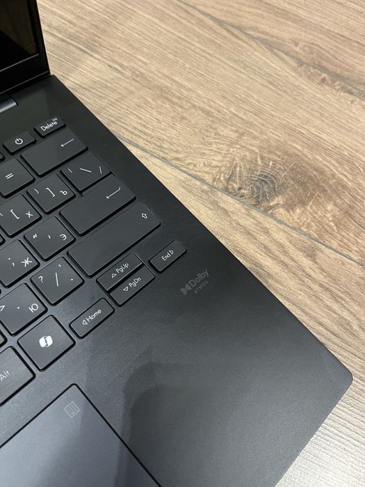 Продам ноутбук ASUS Zenbook 14 OLED