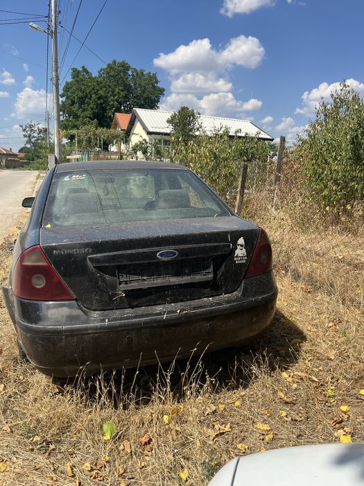 Ford Mondeo На части