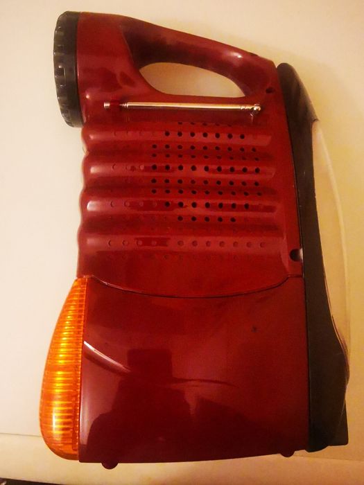 Radiocasetofon cu lanterna DEFECT / Radiocasetofon Solar VINTAGE