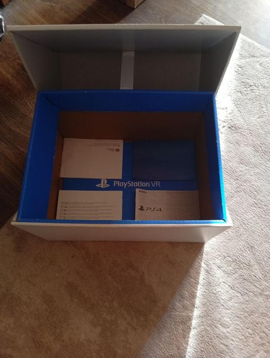PSVR комплект + игри + Move контролери