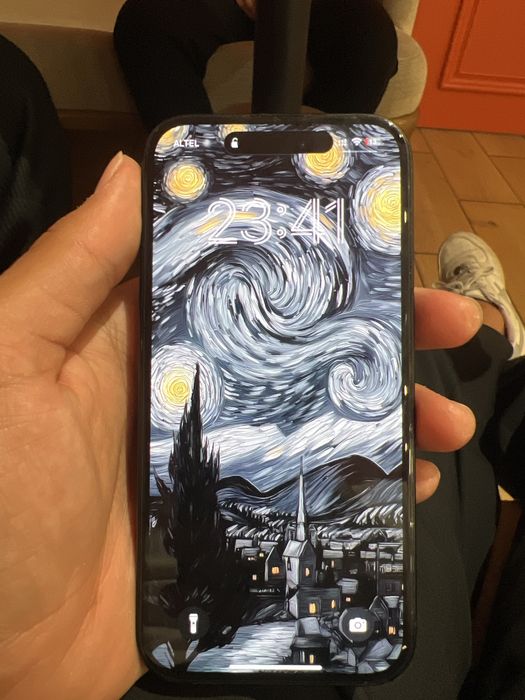 Iphone 16 черный цвет