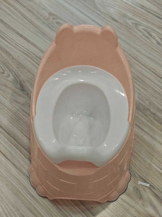 Детский горшок со съёмной чашей б\у в отличном состоянии