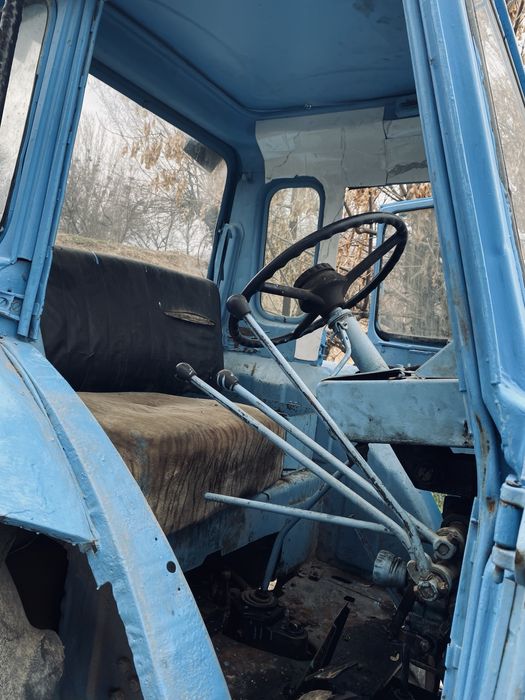 Продается трактор скоро сезон