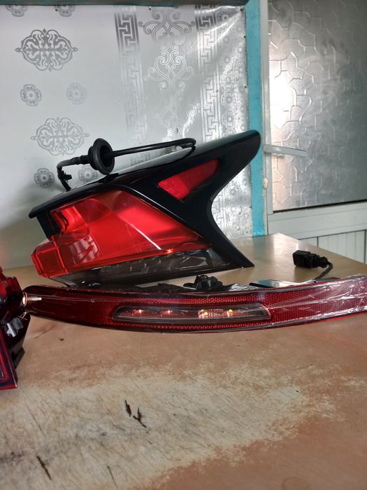 Фары Лексус задний стоп