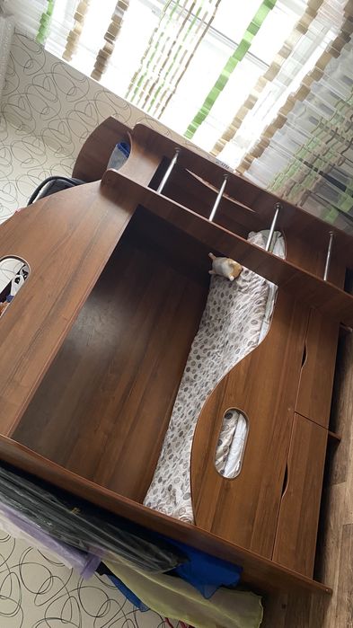 Двух ярусная кровать