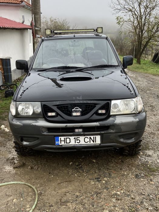 Schimb Nissan Terrano
