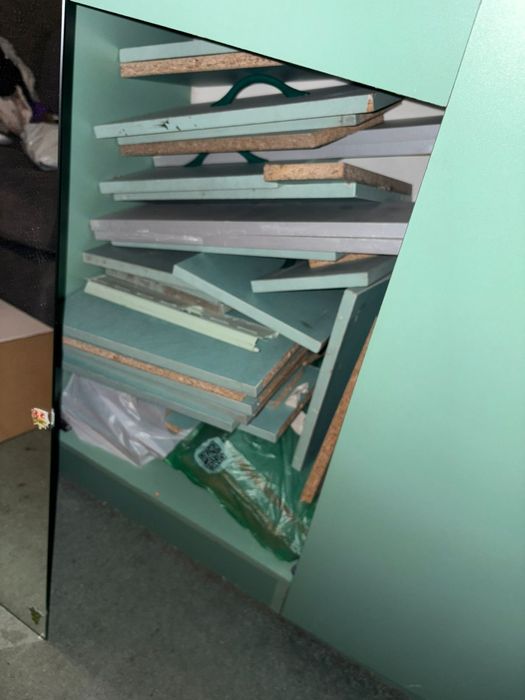 Даром отдам материал