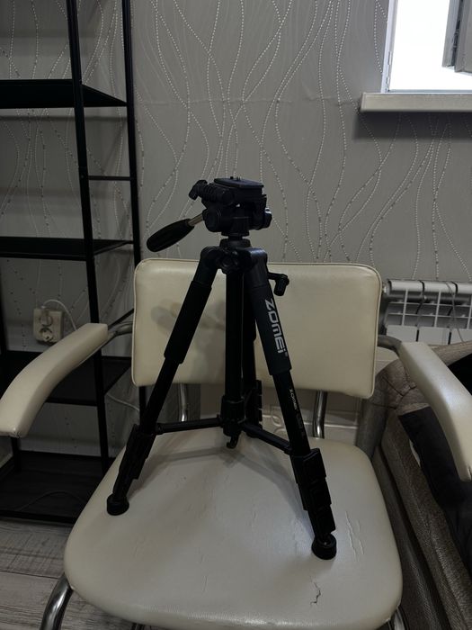 Штатив Zomei Q111