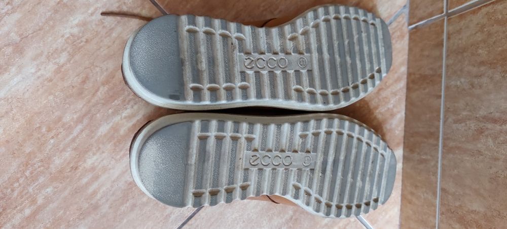 Ghete ușoare Ecco piele 41