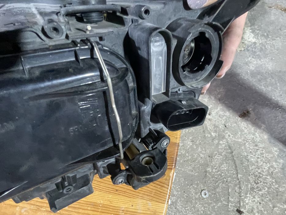 Фарове за Seat Leon 2015