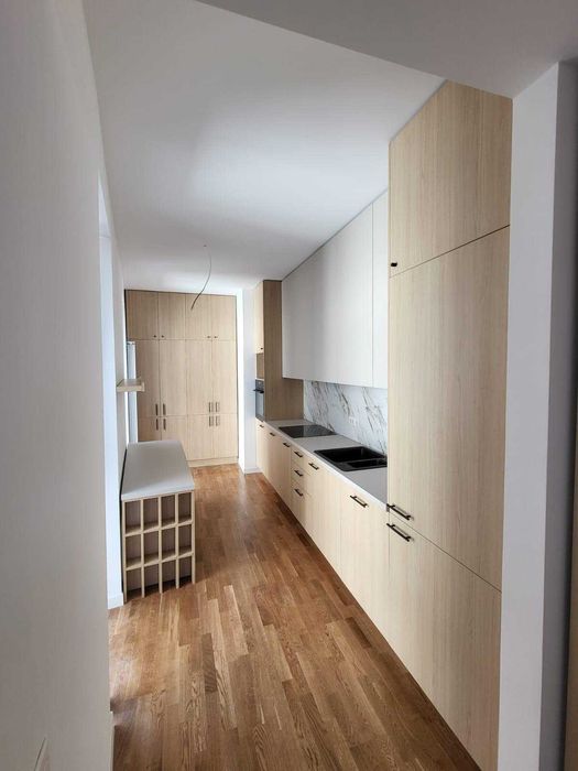 Apartament cu 2 camere si 2 bai, 67 mp, Central Sector 1