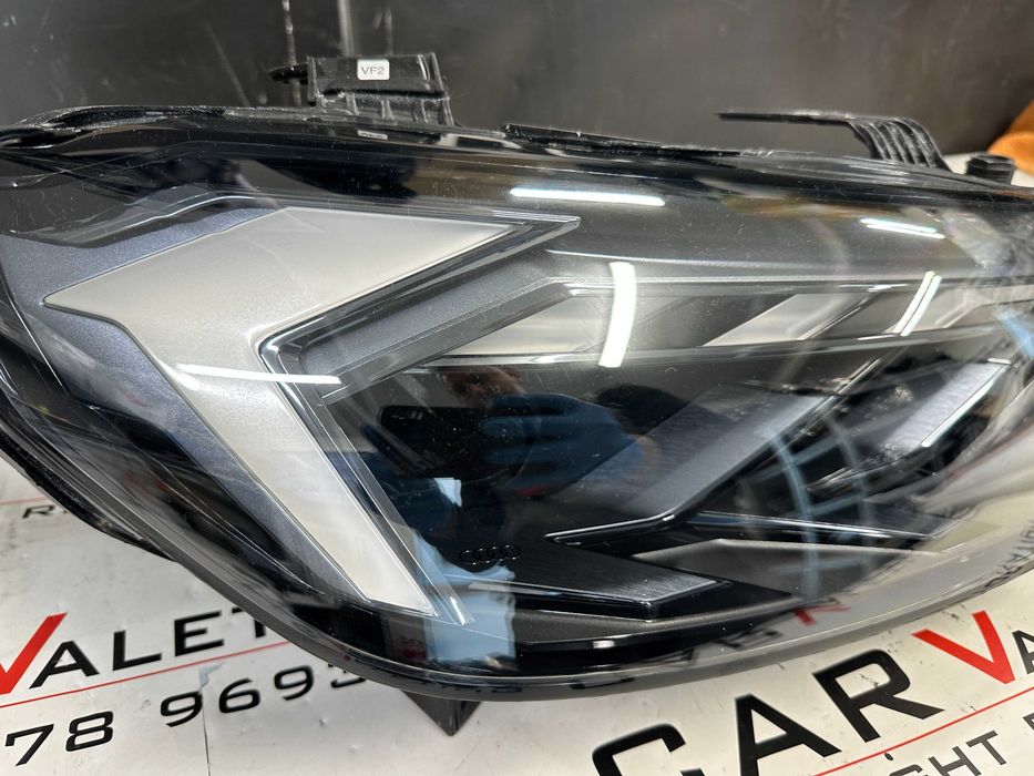 Фар фарове десен Audi A1 GB лед far farove Audi А1 ГБ LED