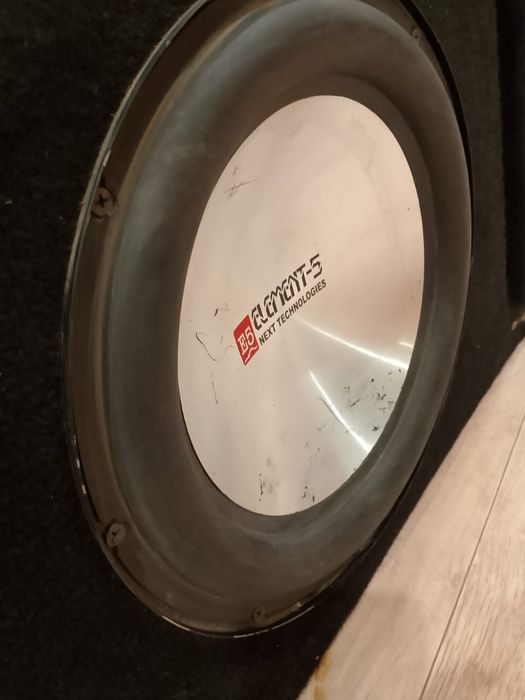 Продаётся Сабвуфер