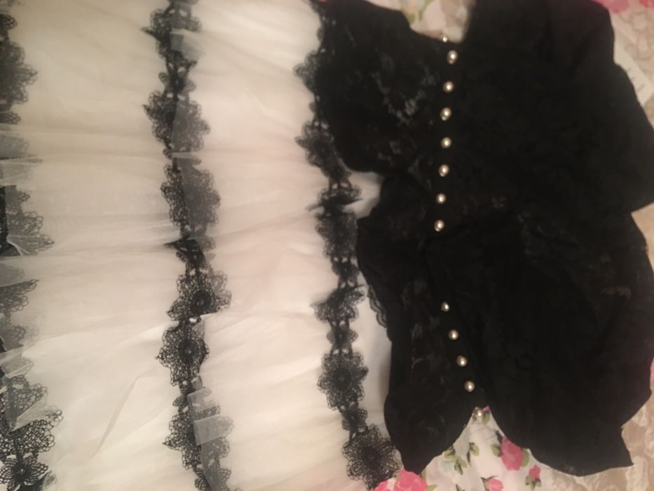 Orna farho, Amber studio рокля