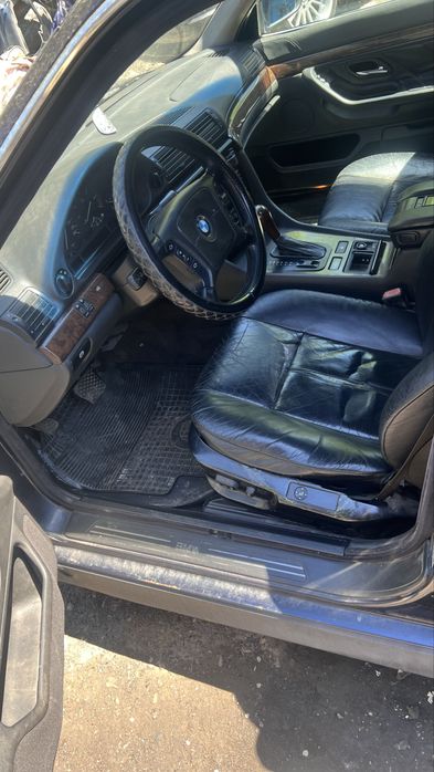 Большой разбор BMW E38 разбор машины е38