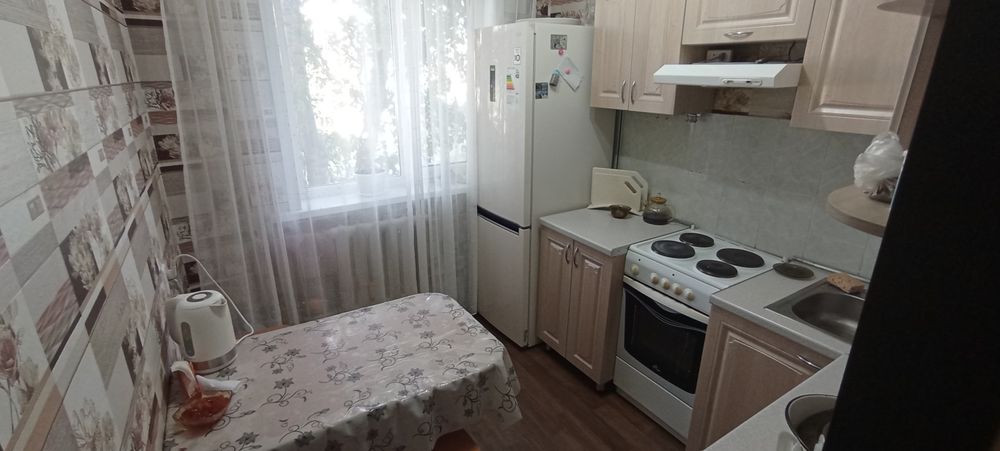 Продам 4-х комнатную квартиру