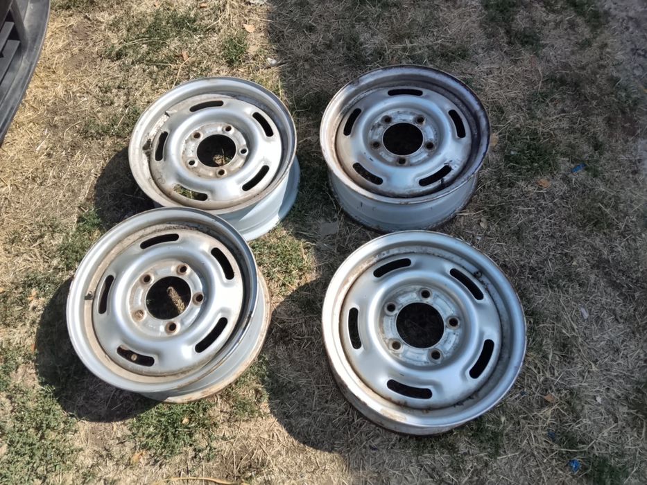 5x139.7 R15 kia  метални джанти