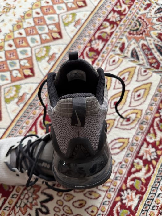Спортивные кросовки Nike