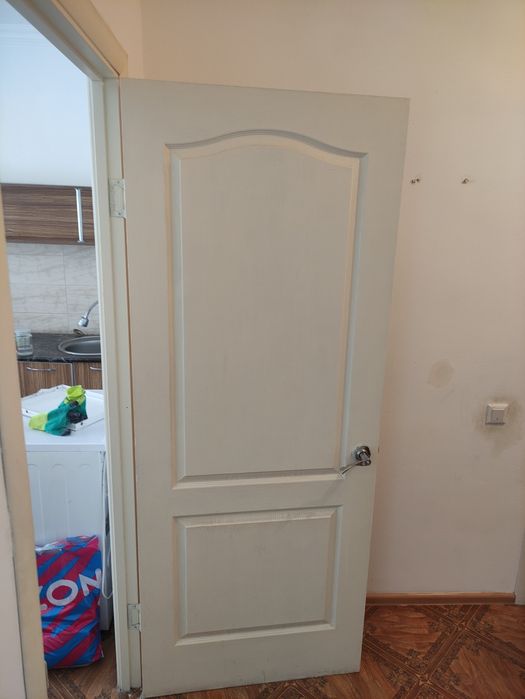 Продам межкомнатные двери