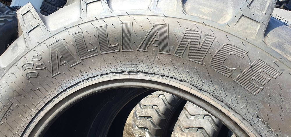 Cauciucuri noi Alliance pentru Massey Ferguson 7490 QZXL 650/75R38