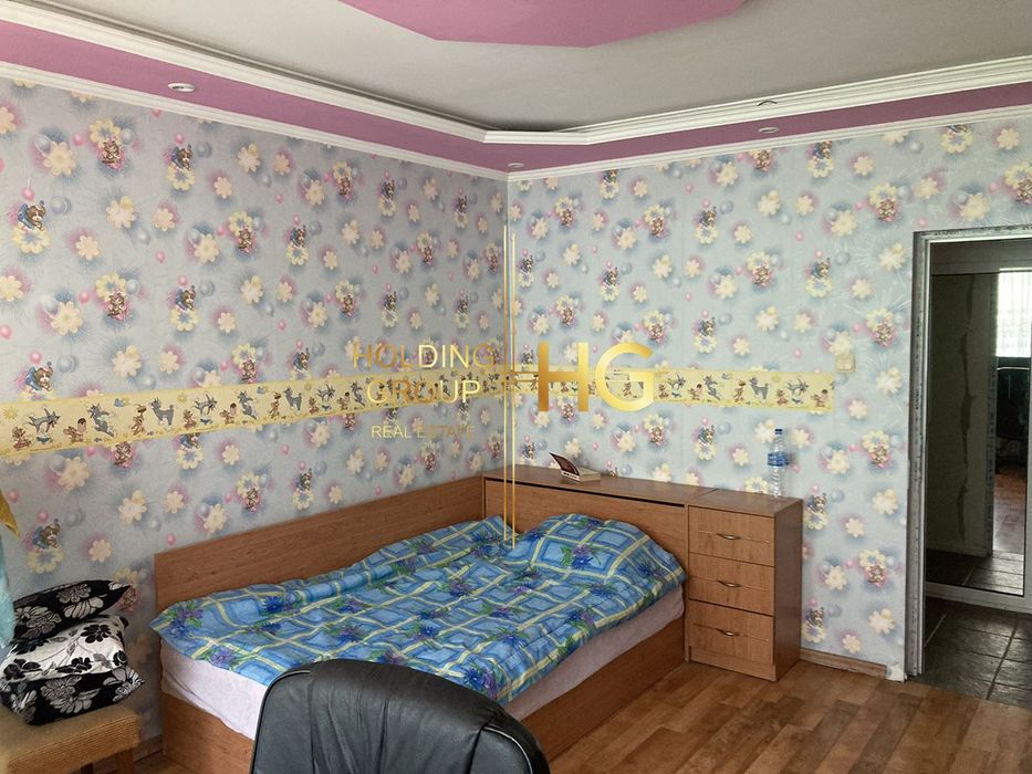 Продава се Четиристаен апартамент в Добрич, Център - 150 кв.м за 600 €/кв.м - Снимка #1