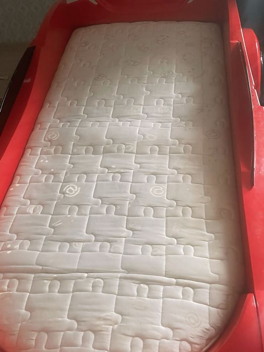 Детская машина кровать