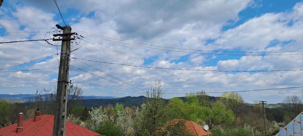 Proprietar, vand 2 case pe un picior de Plai, cu priveliste superba, teren 2600 mp, Provita de Sus, Prahova