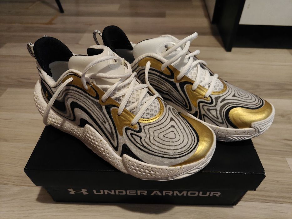 Under Armour Spawn 6 Basketball Trainers