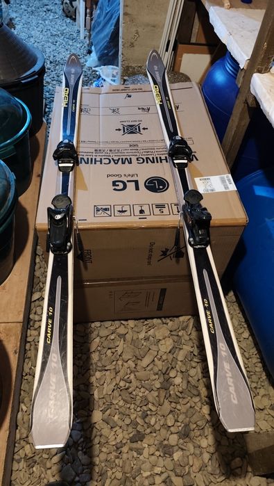 Schiuri Head Carve 10 cu legături Tyrolla T6 și lungime de 170 cm