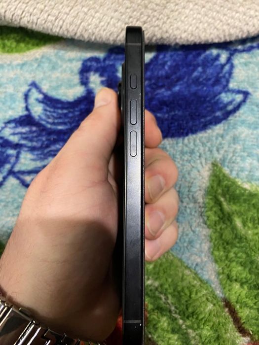 Айфон 16 про продам