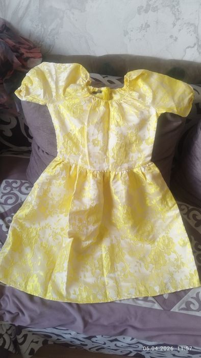 Су жаңа көйлек сатамын(продам новое платье))