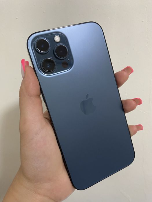 Продам Iphone 12 pro max