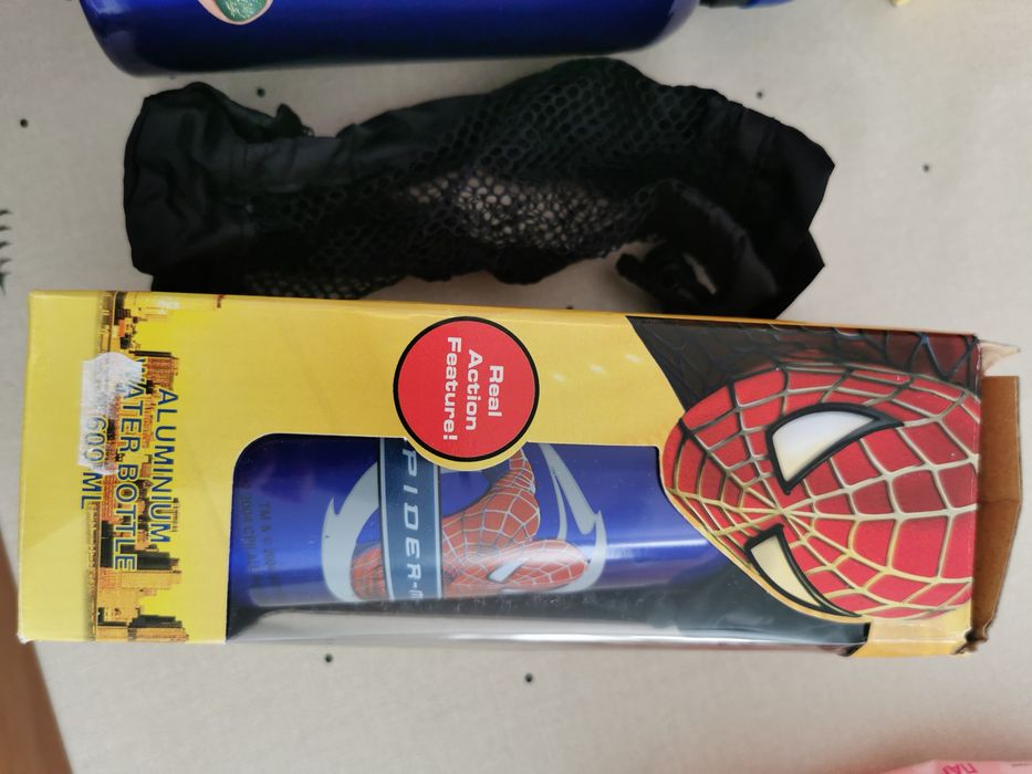 Бутилка за вода Спайдърмен