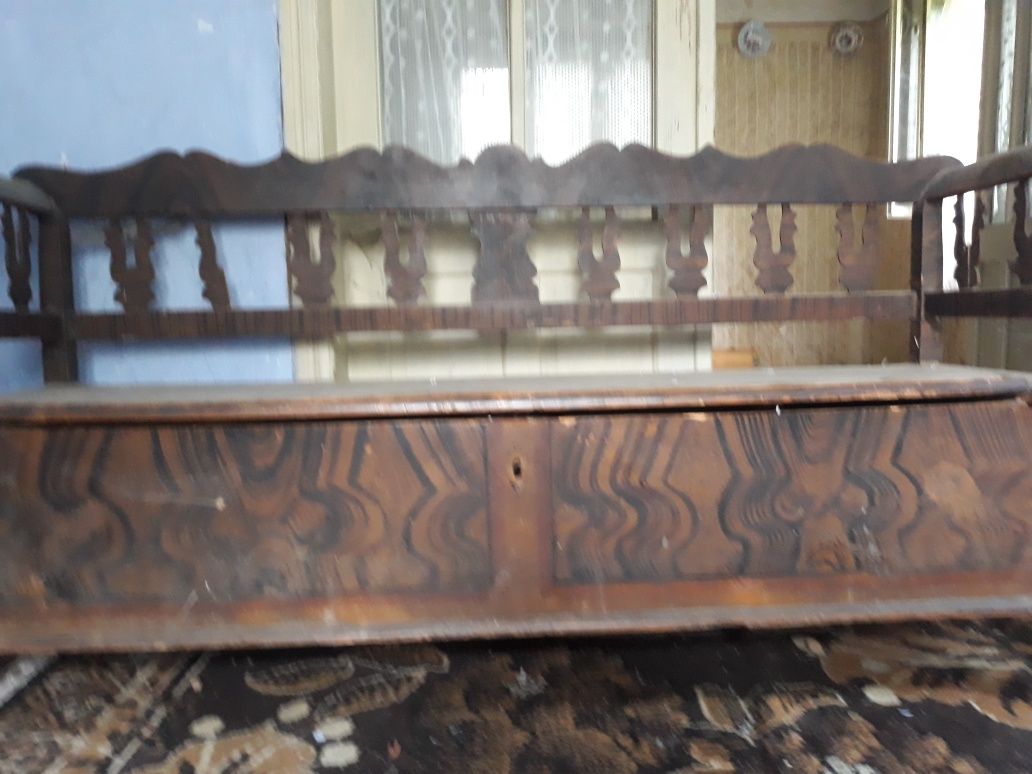 Lada,canapee vechi Targu-Mures • OLX.ro