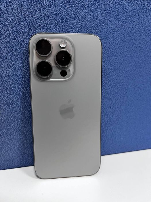 Продам iPhone 15 Pro 128 gb