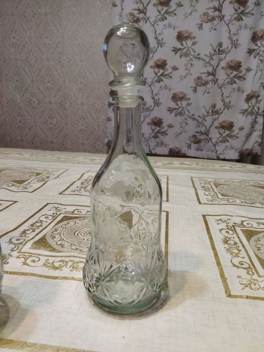 Графинчики хрустальные