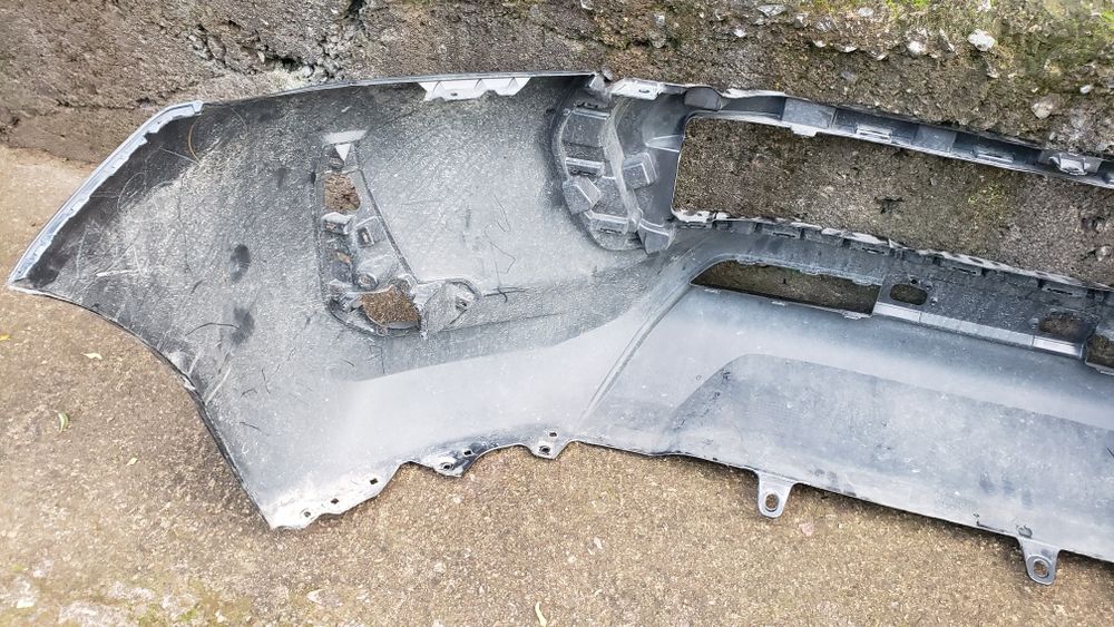 предна броня Тойота Хайлукс 2020-2023г. Bronq Toyota Hailux, 2020/23g.