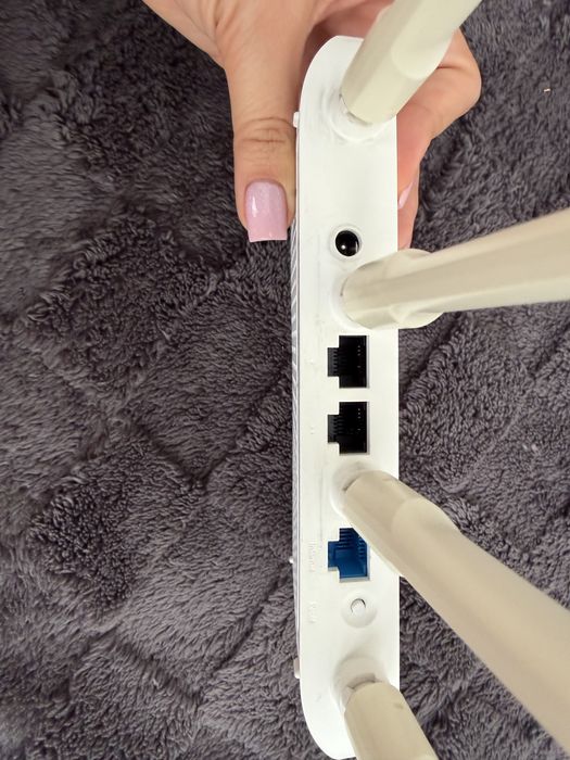 Продам роутер Xiaomi 4A