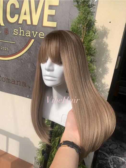 Peruci aspect natural