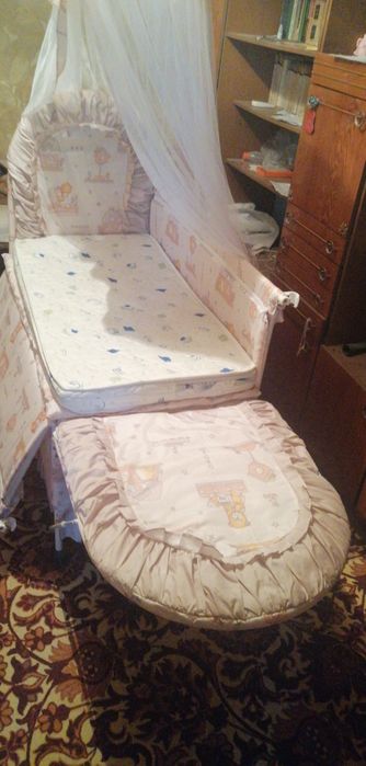 Кроватка детская