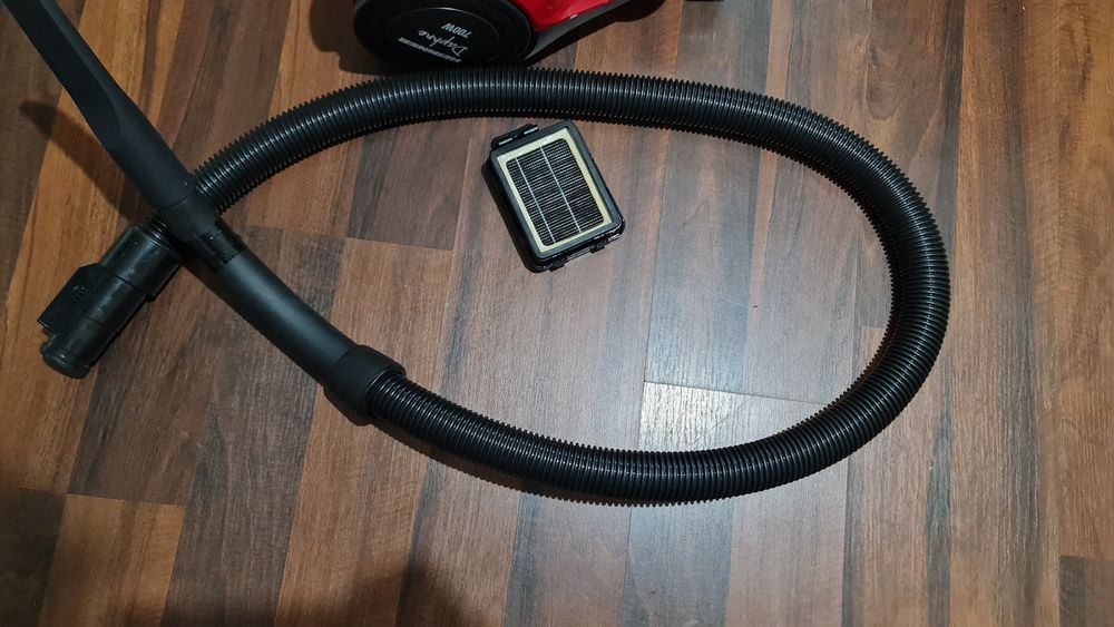Aspirator Hainer puternic si silențios Nu trimit