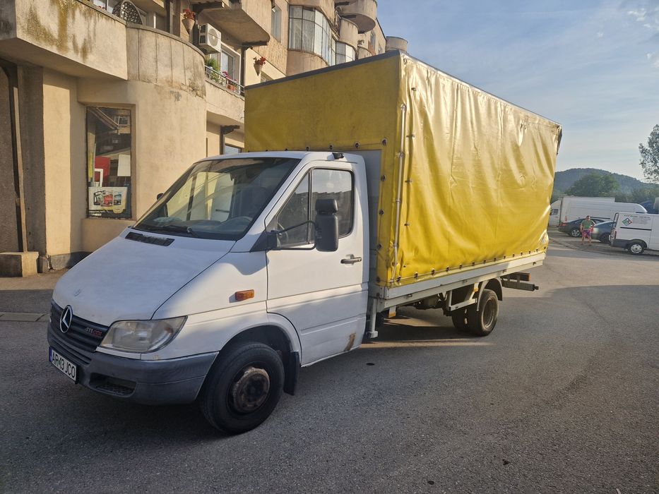 Vând Mercedes Sprinter