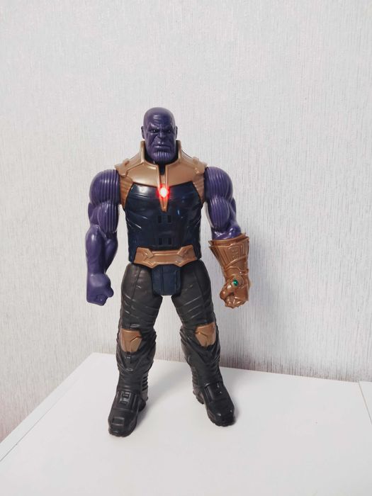Игрушка / Мстители (Avengers) Танос