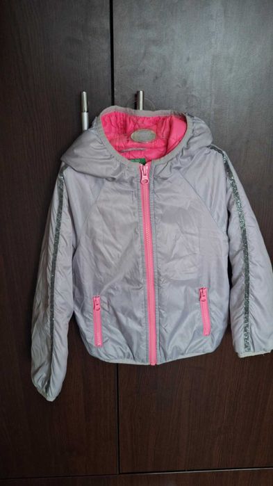 Яке на  BENETTON пролет, есен ръст 104см.