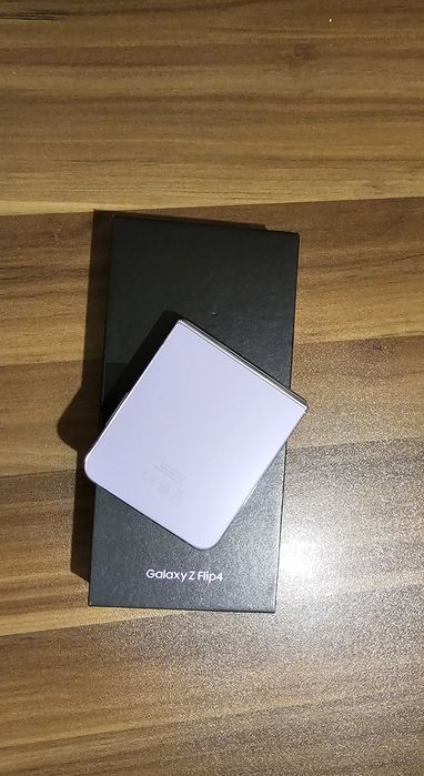 Samsung Flip 4 256 gb