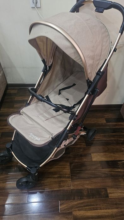 Детская коляска.