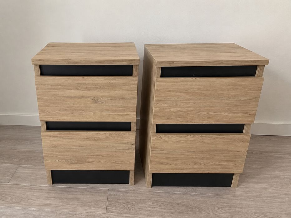 Set 2 noptiere ComfortCove cu 2 sertare stejar si negru