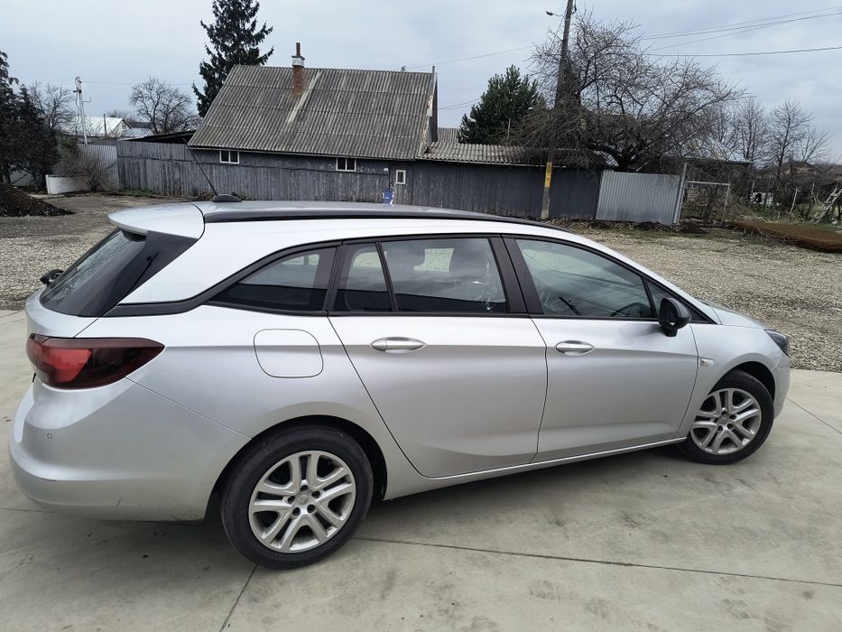 Opel Astra break 1.5 CRDI 2021 luna 10 recent adusa 122cp 170k km