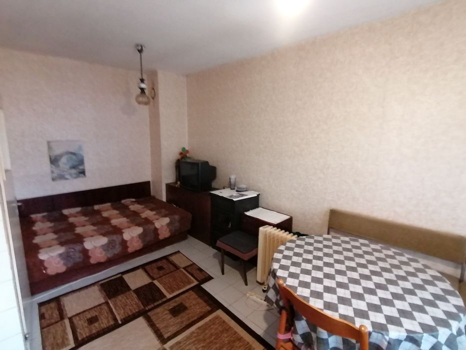Продава се Тристаен апартамент в Завет - 76 кв.м за 671 €/кв.м - Снимка #8